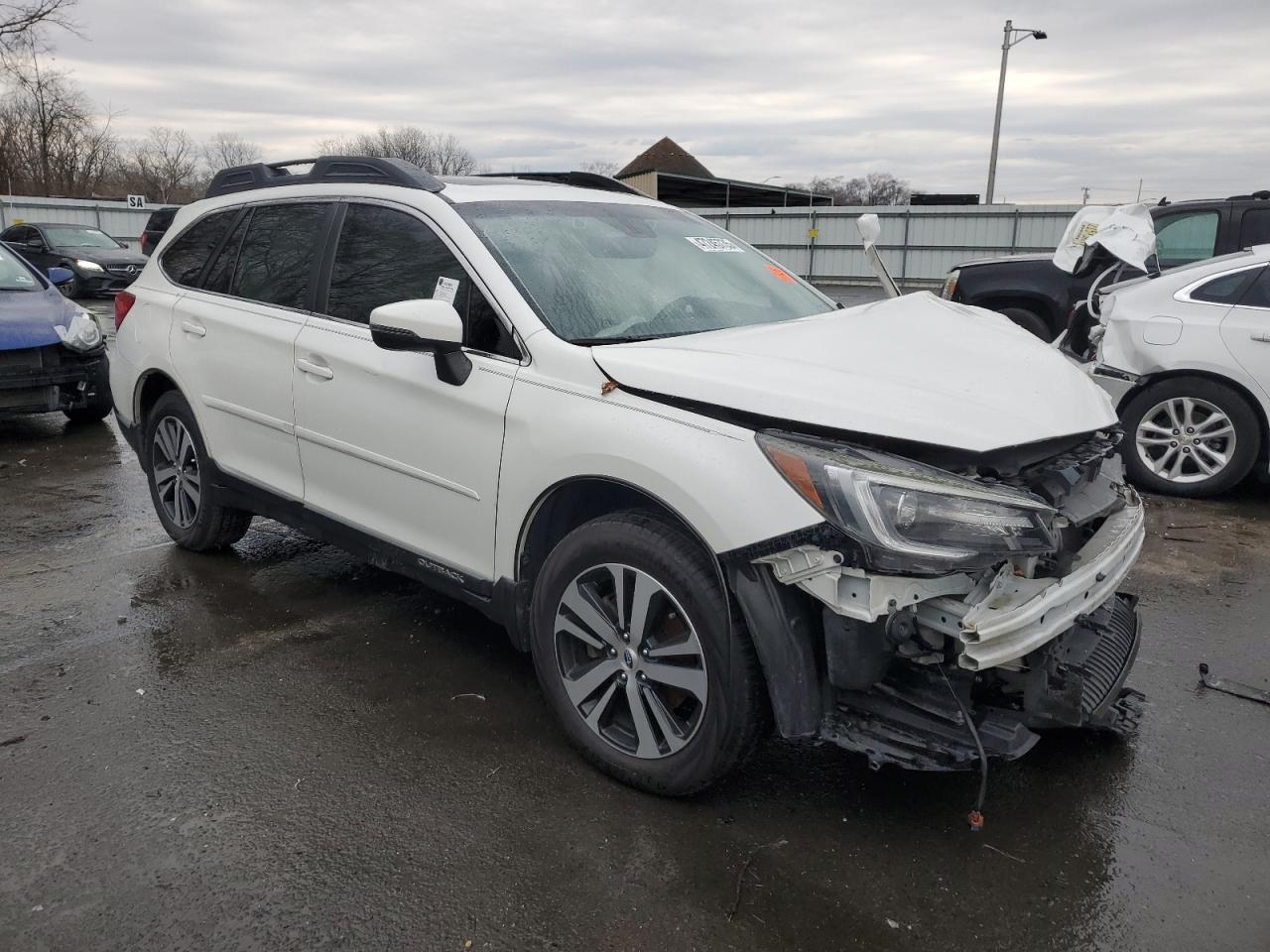 2018 Subaru Outback - Image 4