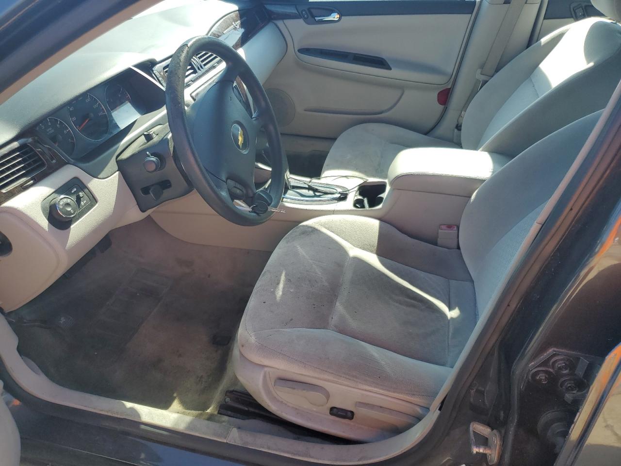 2016 Chevrolet Impala - Image 7