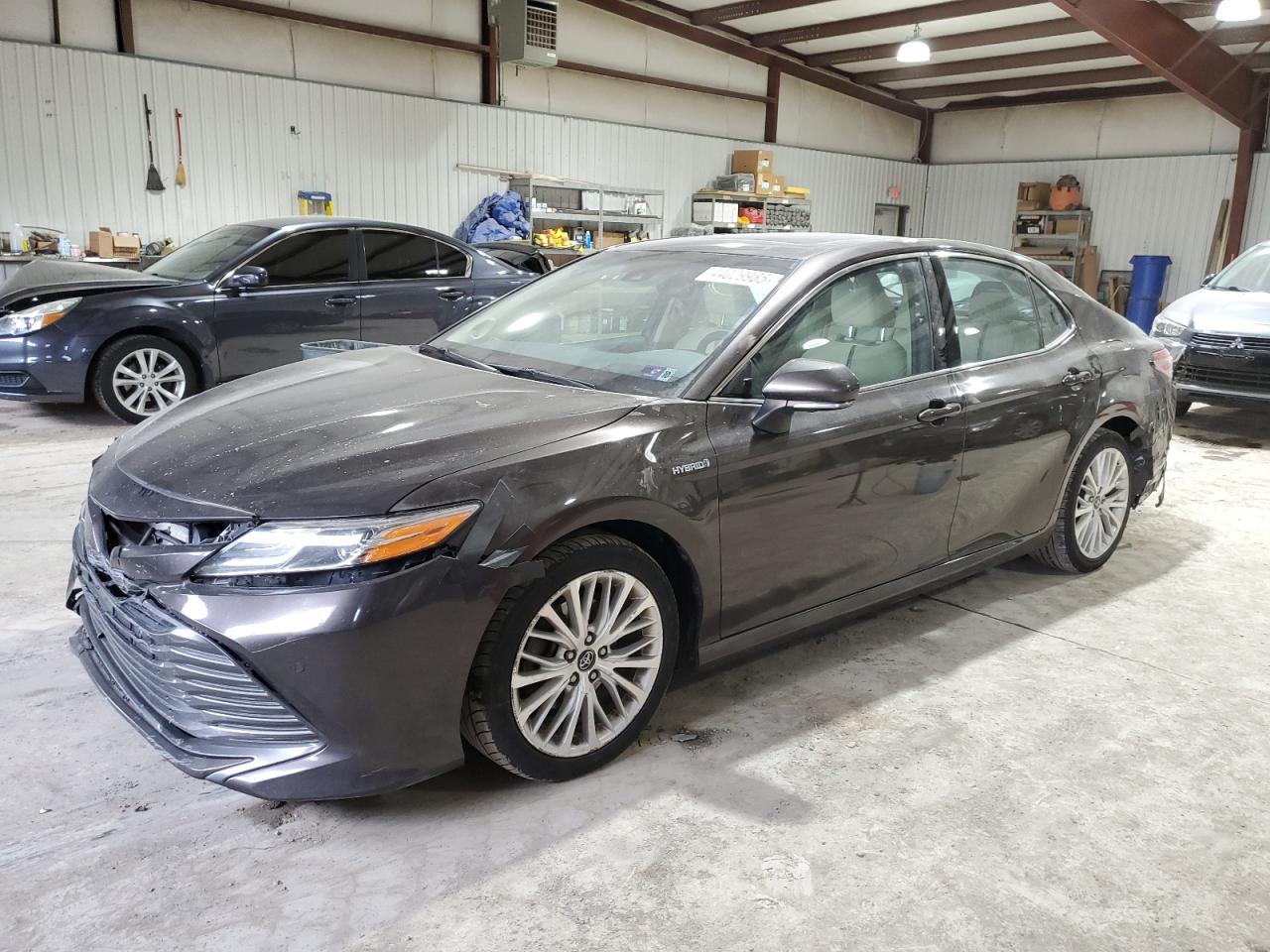 2018 Toyota Camry - Image 1