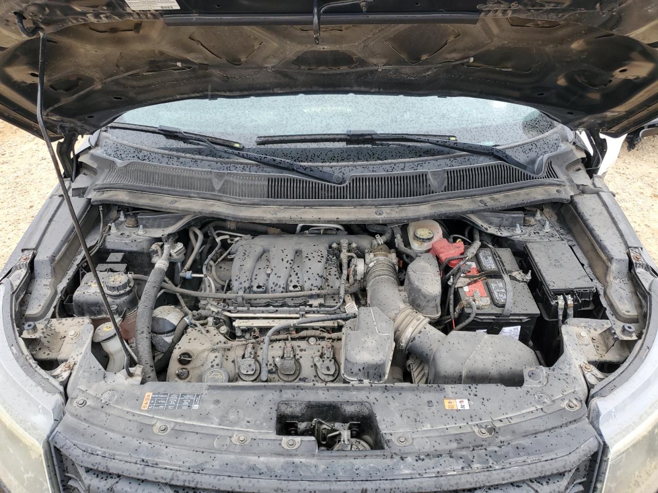 2016 Ford Explorer - Image 12