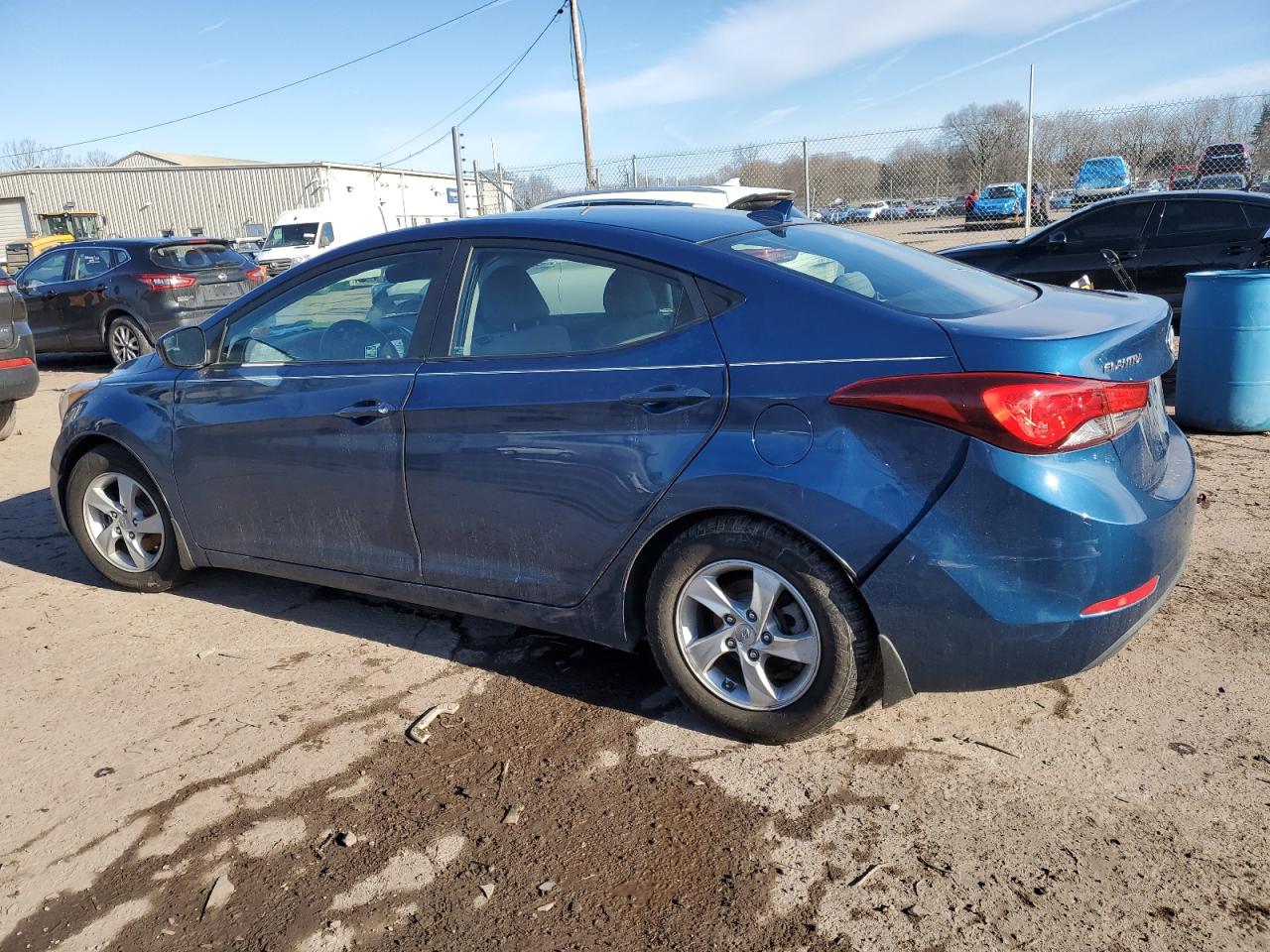 2014 Hyundai Elantra - Image 2