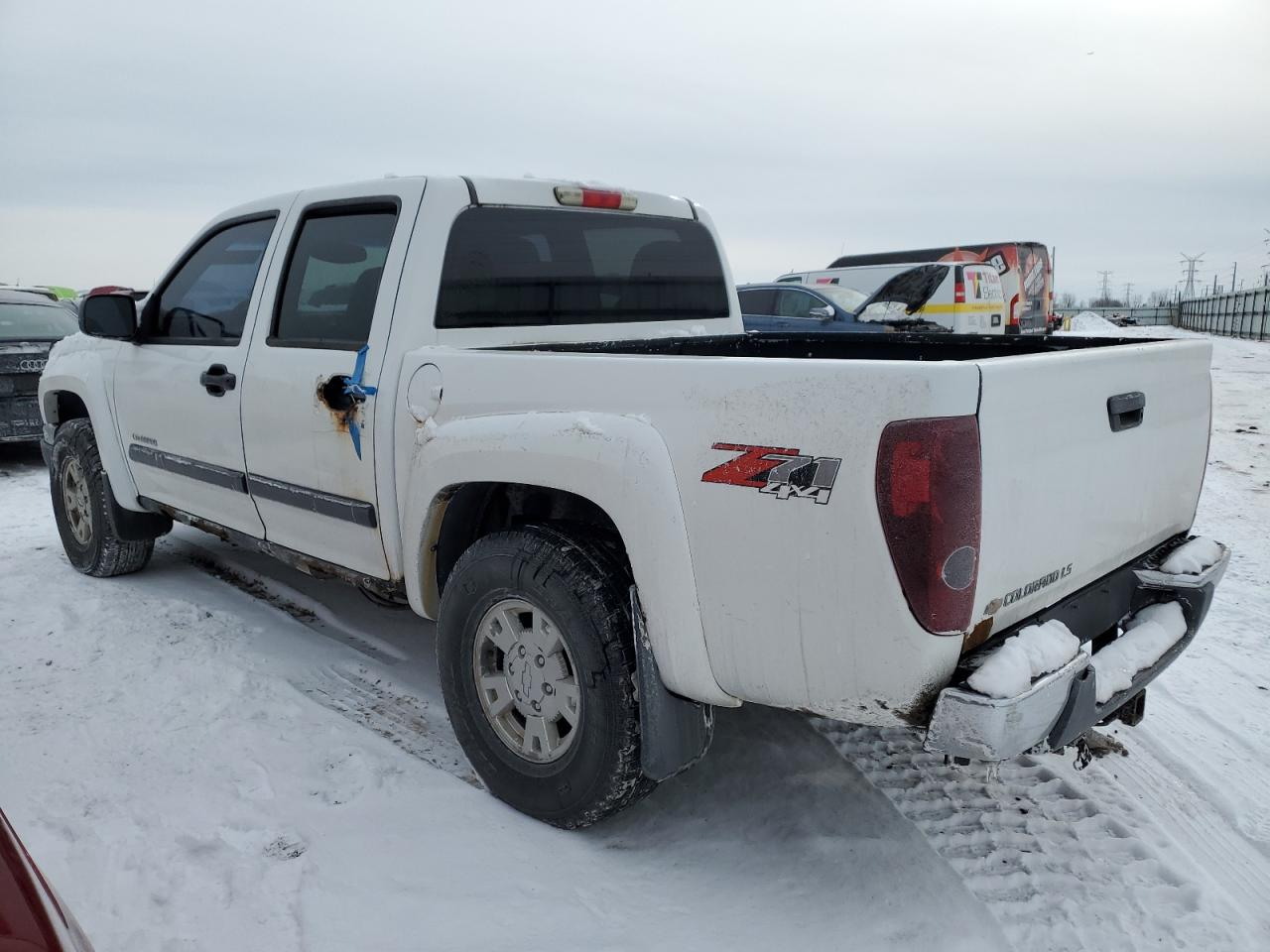 2005 Chevrolet Colorado - Image 2