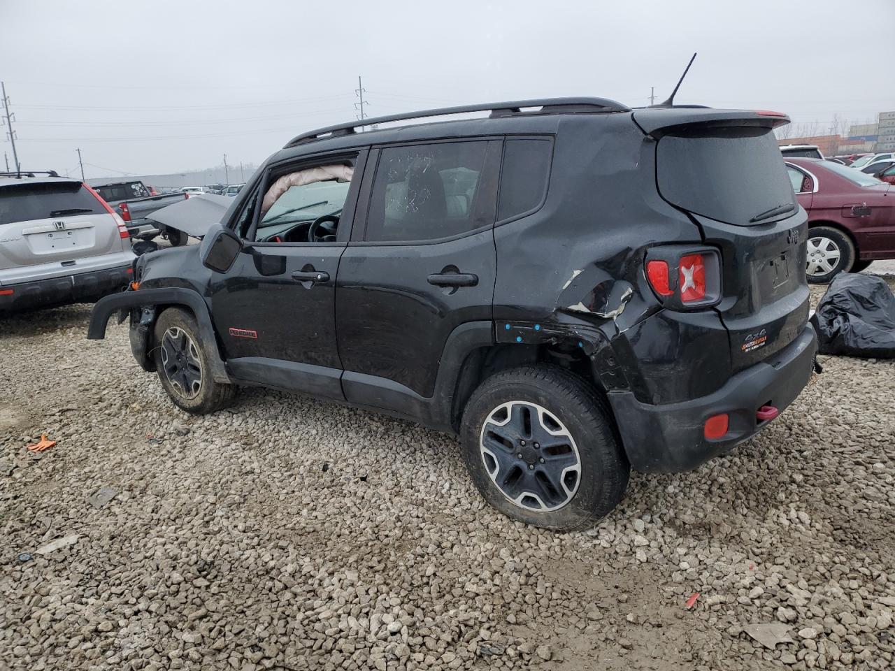 2016 Jeep Renegade - Image 2