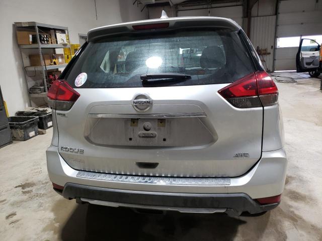  NISSAN ROGUE 2018 Серебристый