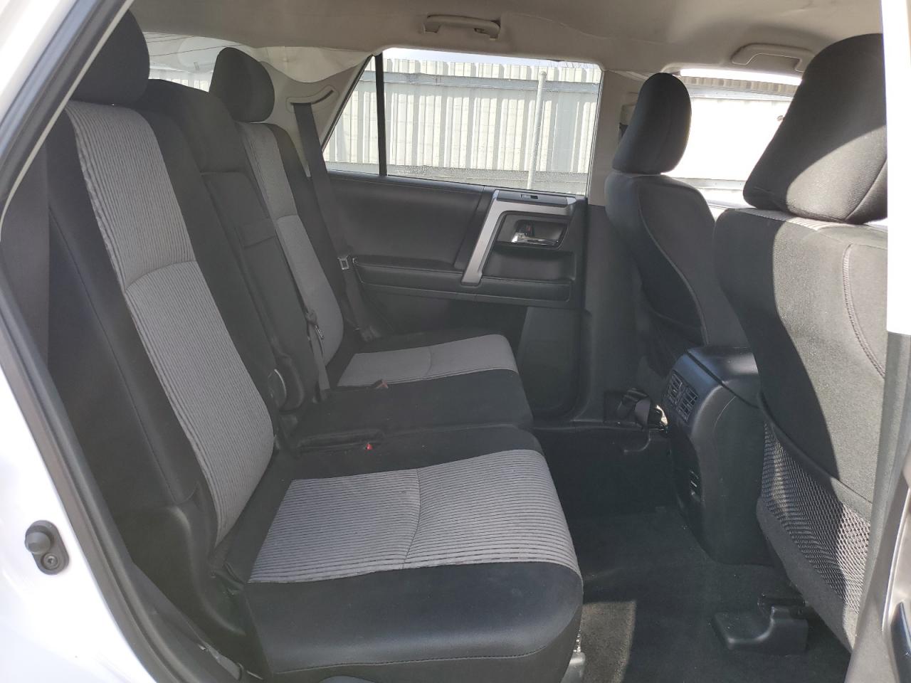 2019 Toyota 4Runner - Image 11