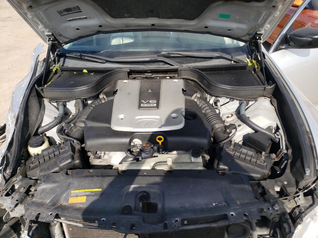 2011 Infiniti G - Image 11