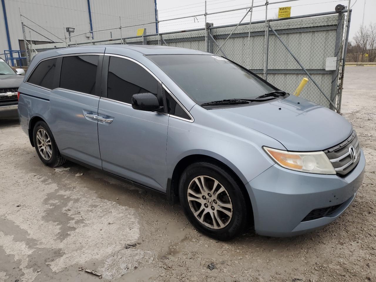2011 Honda Odyssey - Image 4