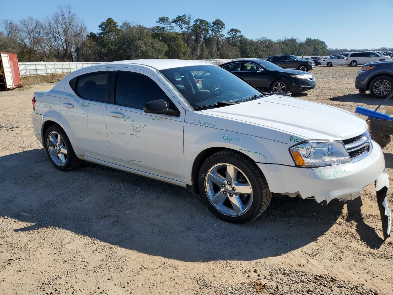 2014 Dodge Avenger - Image 4