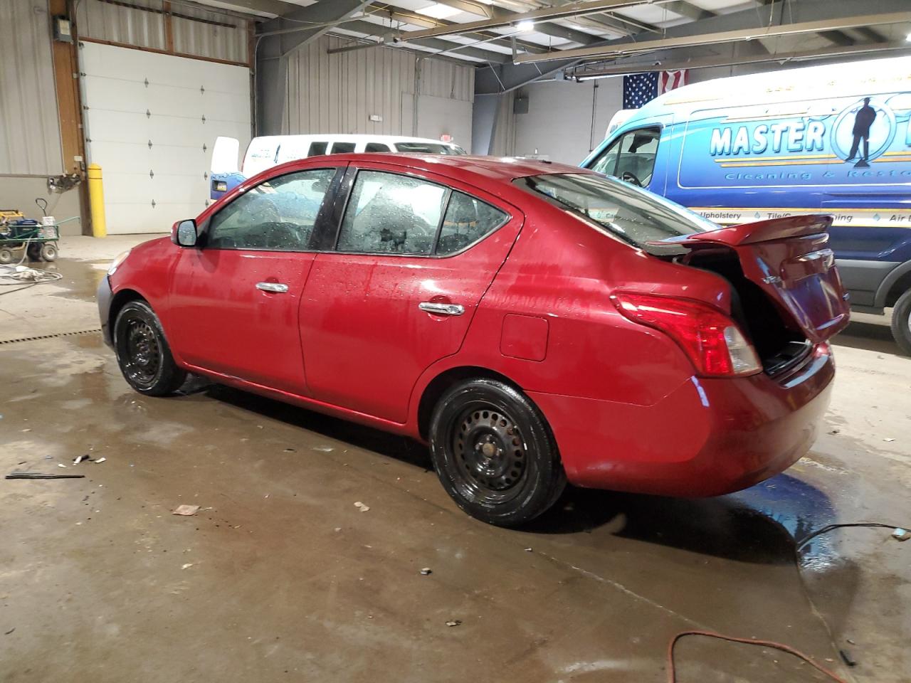 2014 Nissan Versa - Image 2