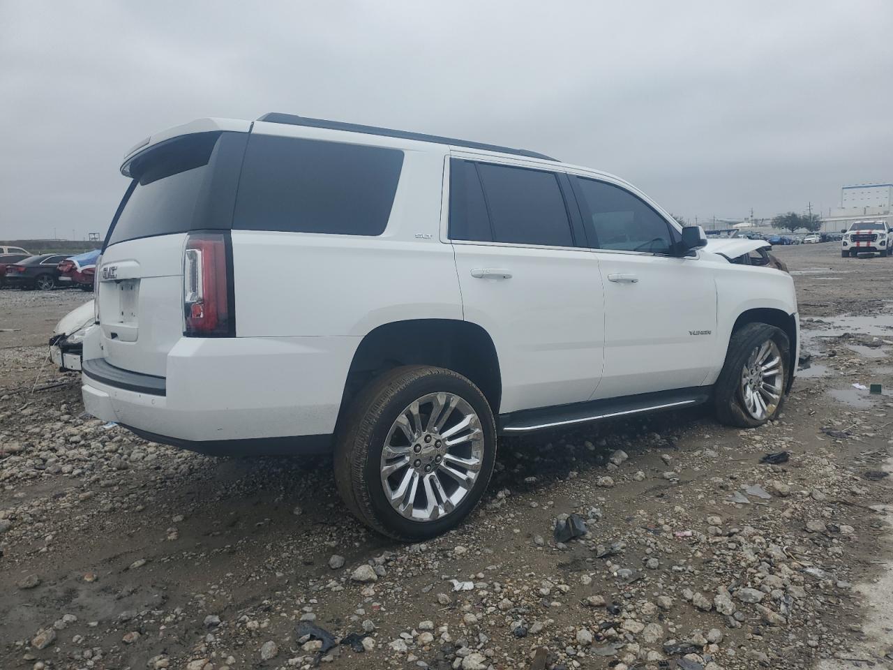 2019 GMC Yukon - Image 3