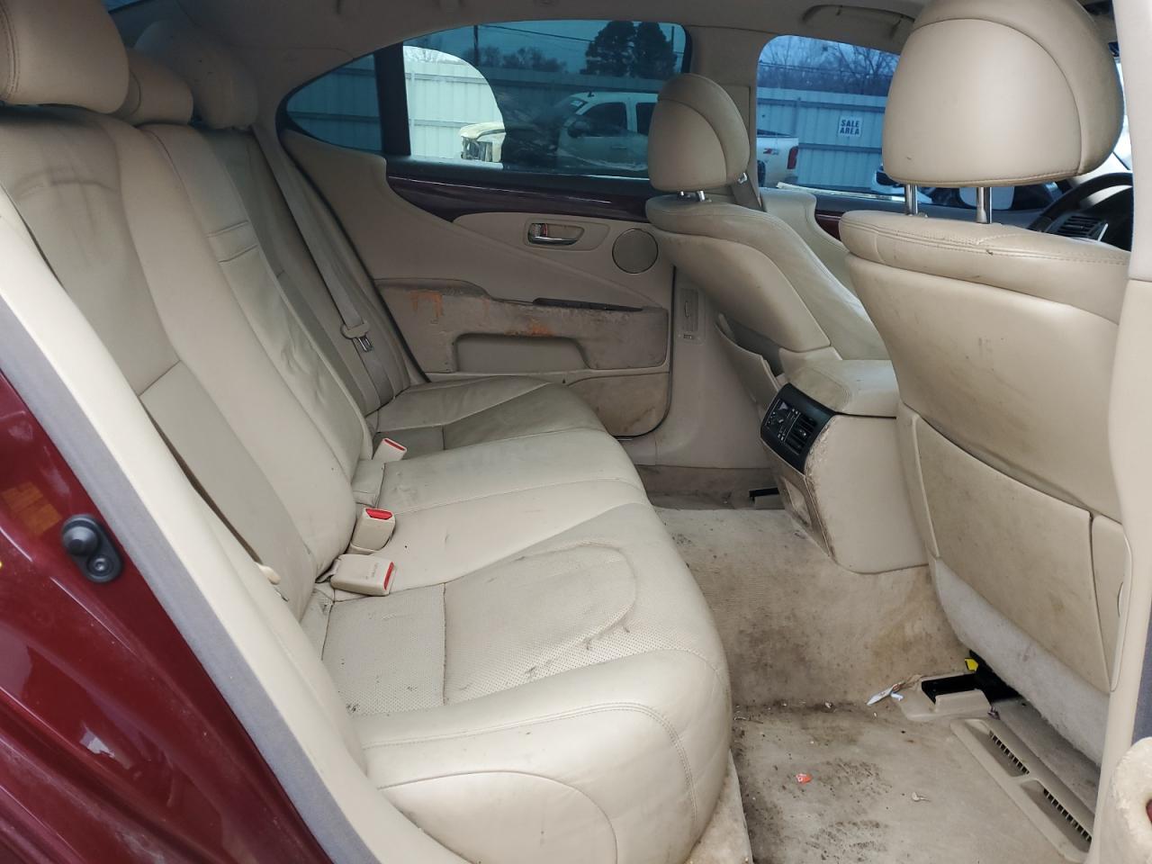 2008 Lexus LS - Image 10