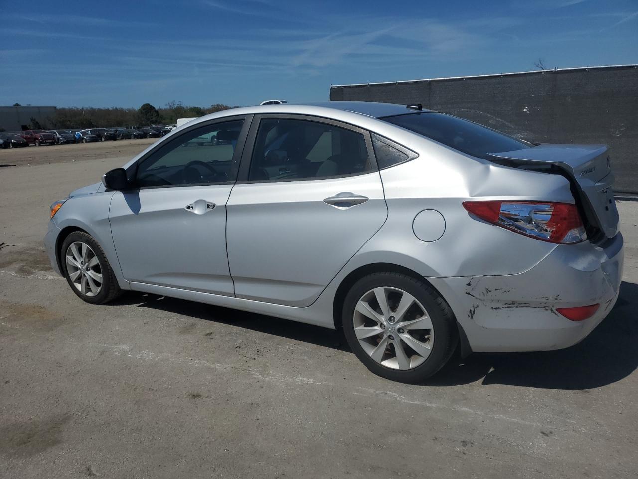 2014 Hyundai Accent - Image 2