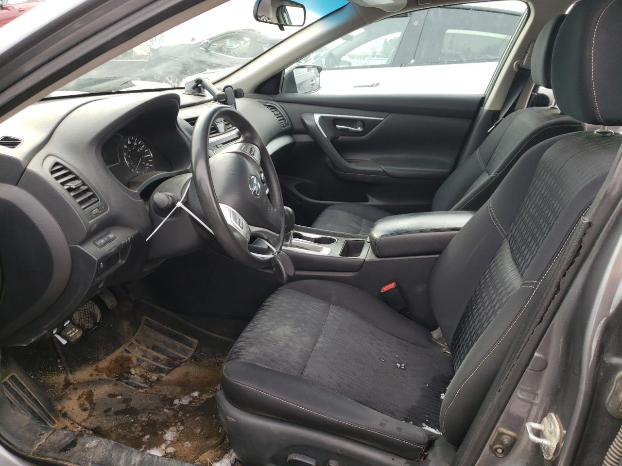 2017 Nissan Altima - Image 7