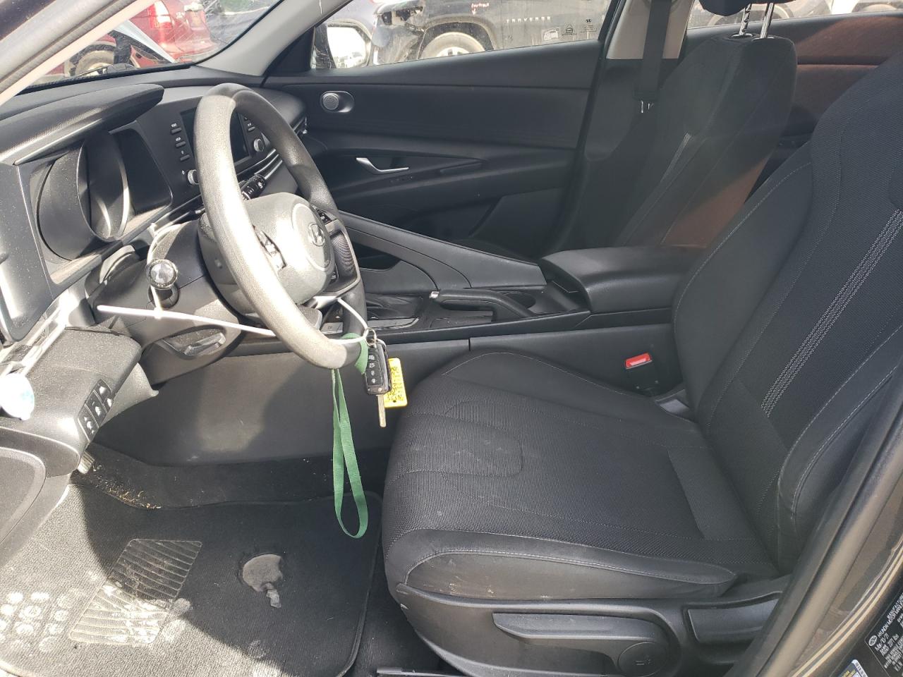 2021 Hyundai Elantra - Image 7