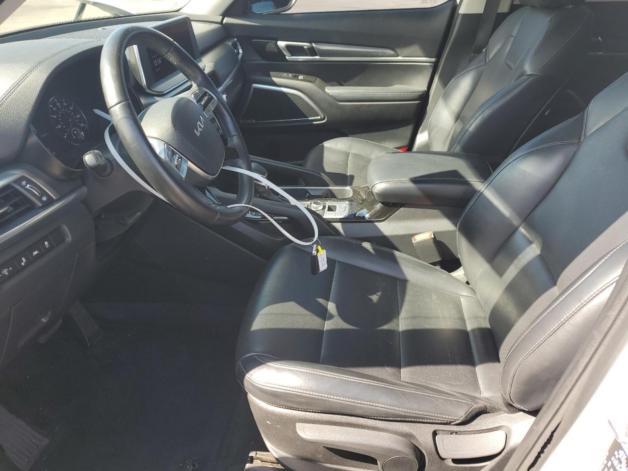 2022 Kia Telluride - Image 7