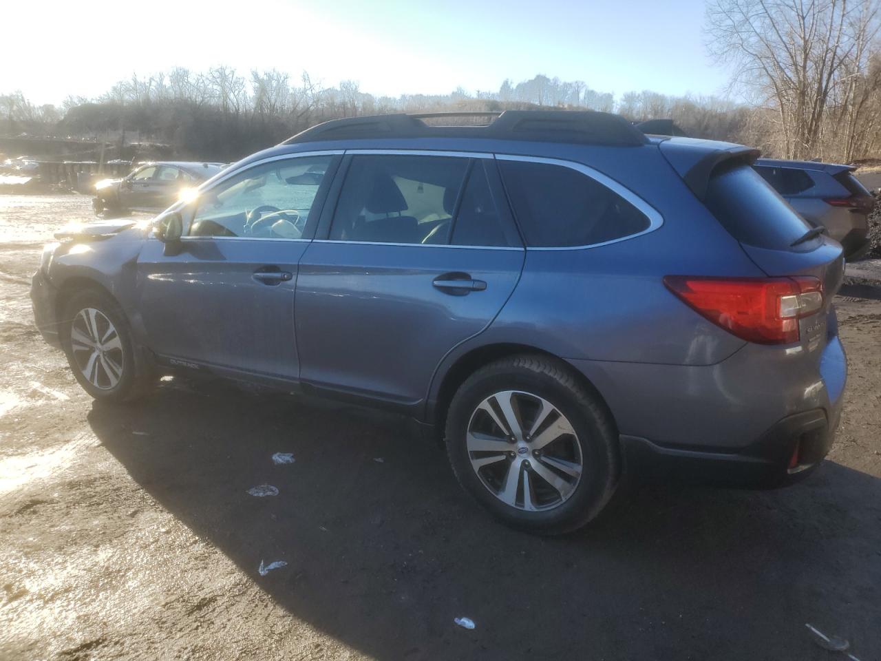 2018 Subaru Outback - Image 2