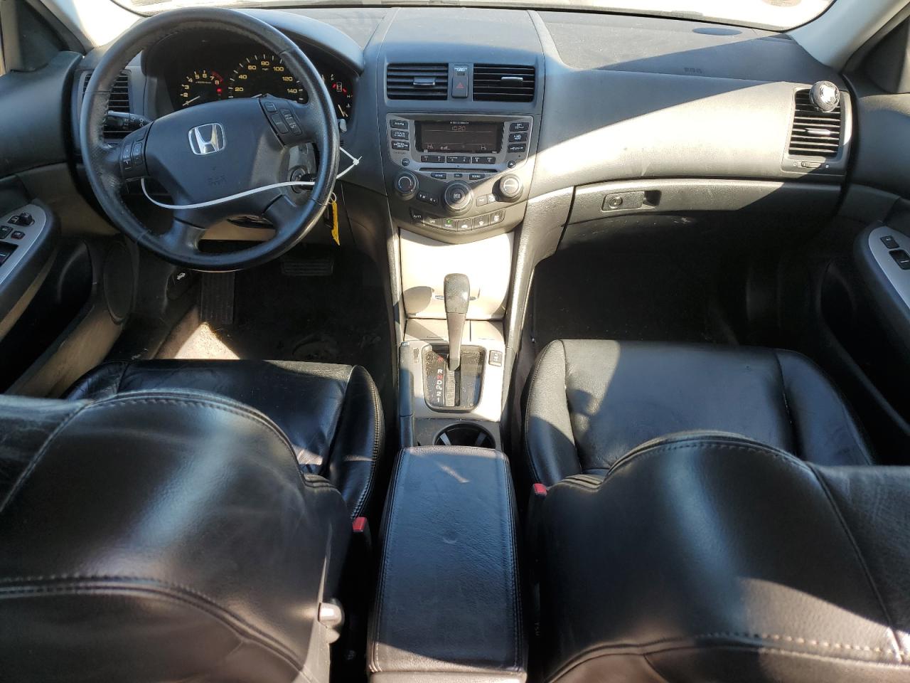 2006 Honda Accord - Image 8