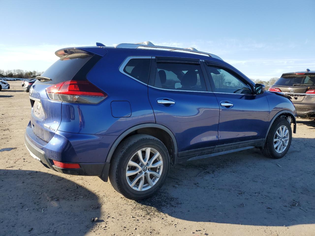 2020 Nissan Rogue - Image 3