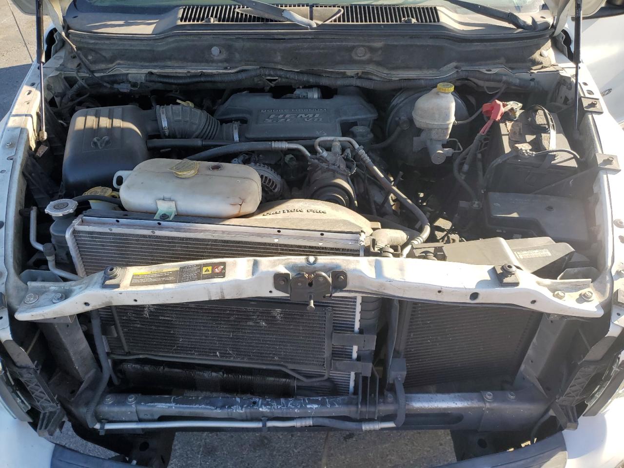 2004 Dodge RAM - Image 11