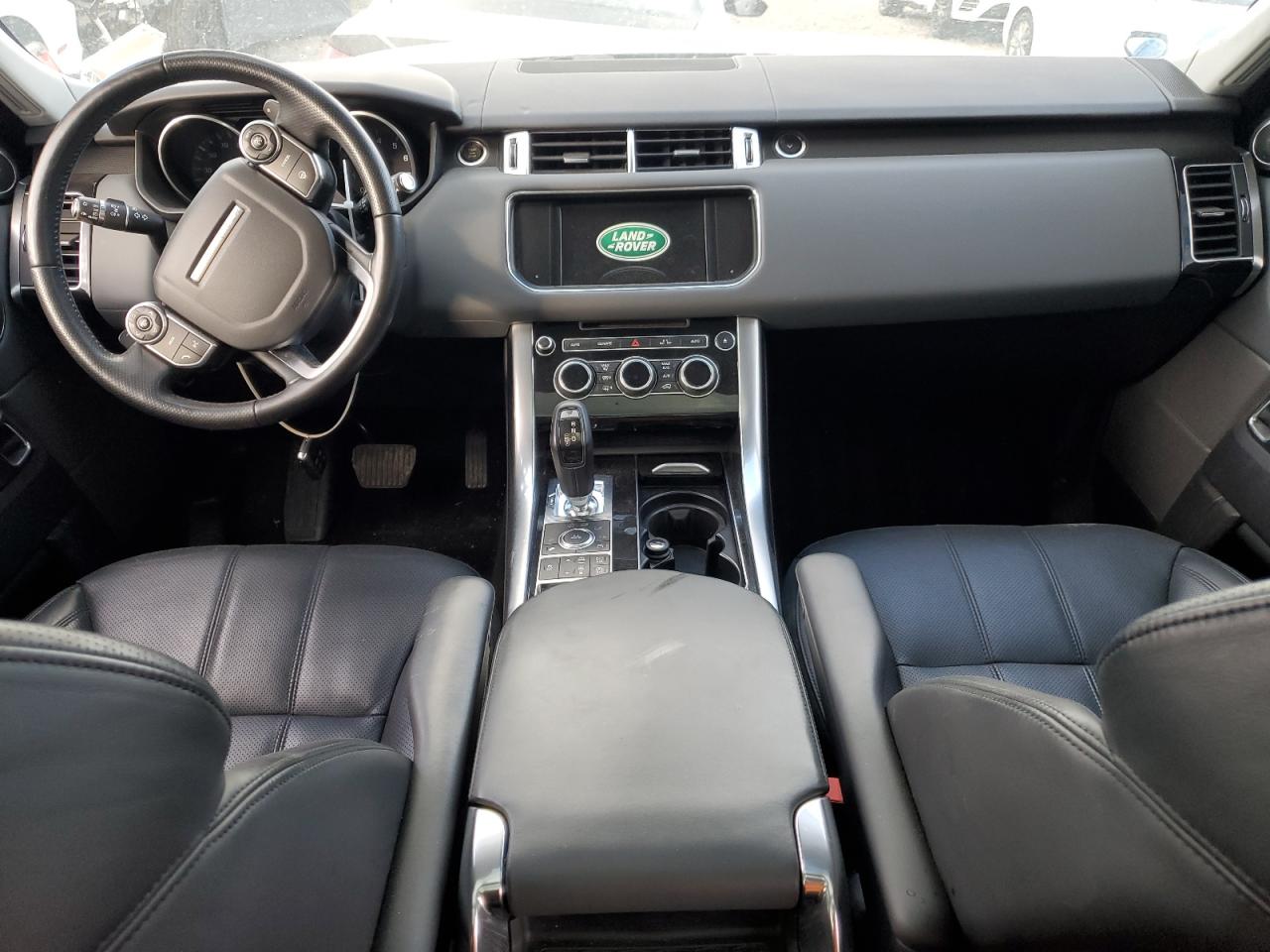 2014 Land Rover Range Rover - Image 8