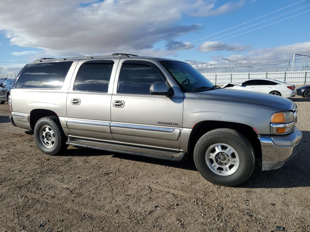 2001 GMC Yukon - Image 4