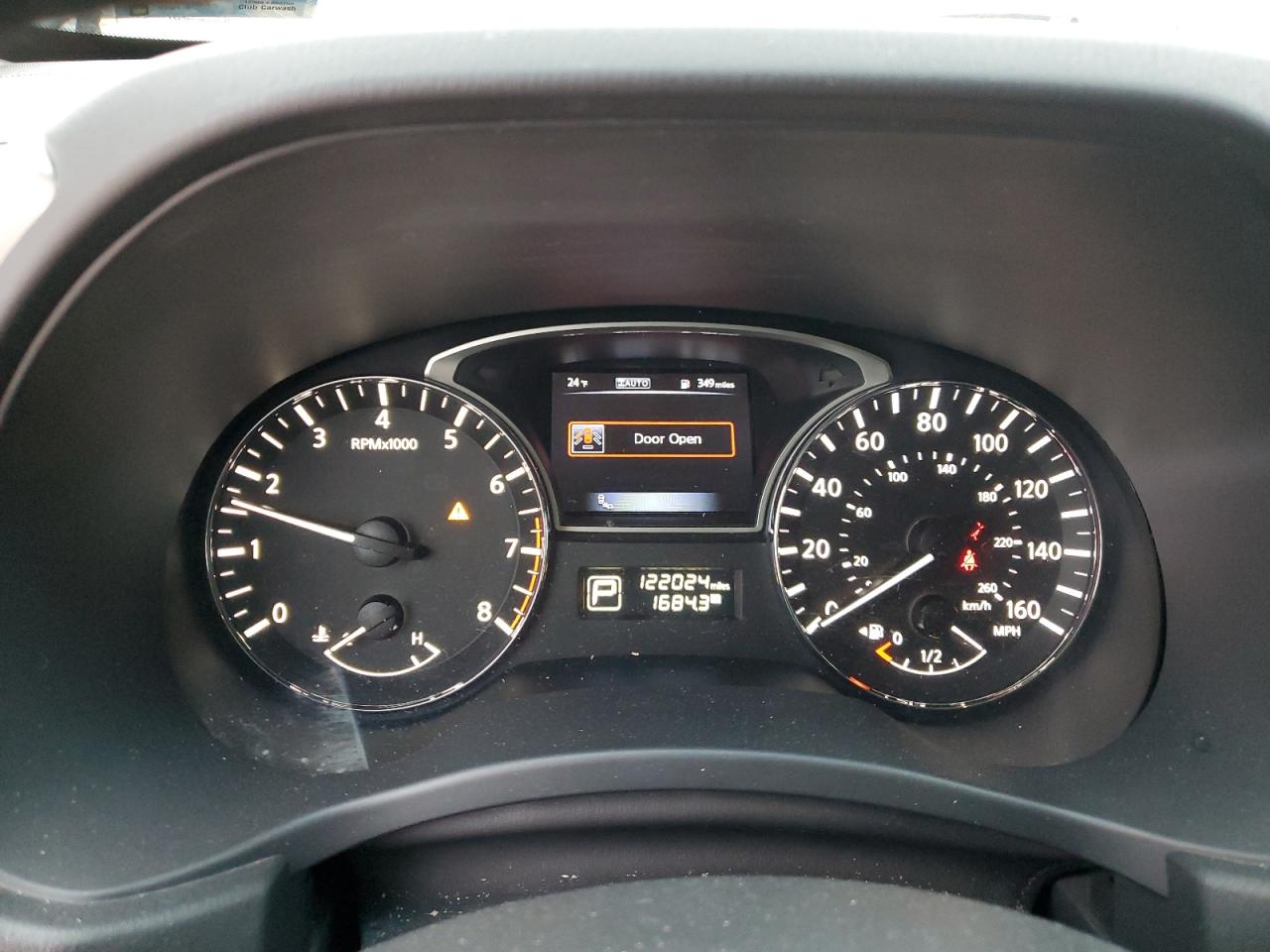 2015 Nissan Pathfinder - Image 9