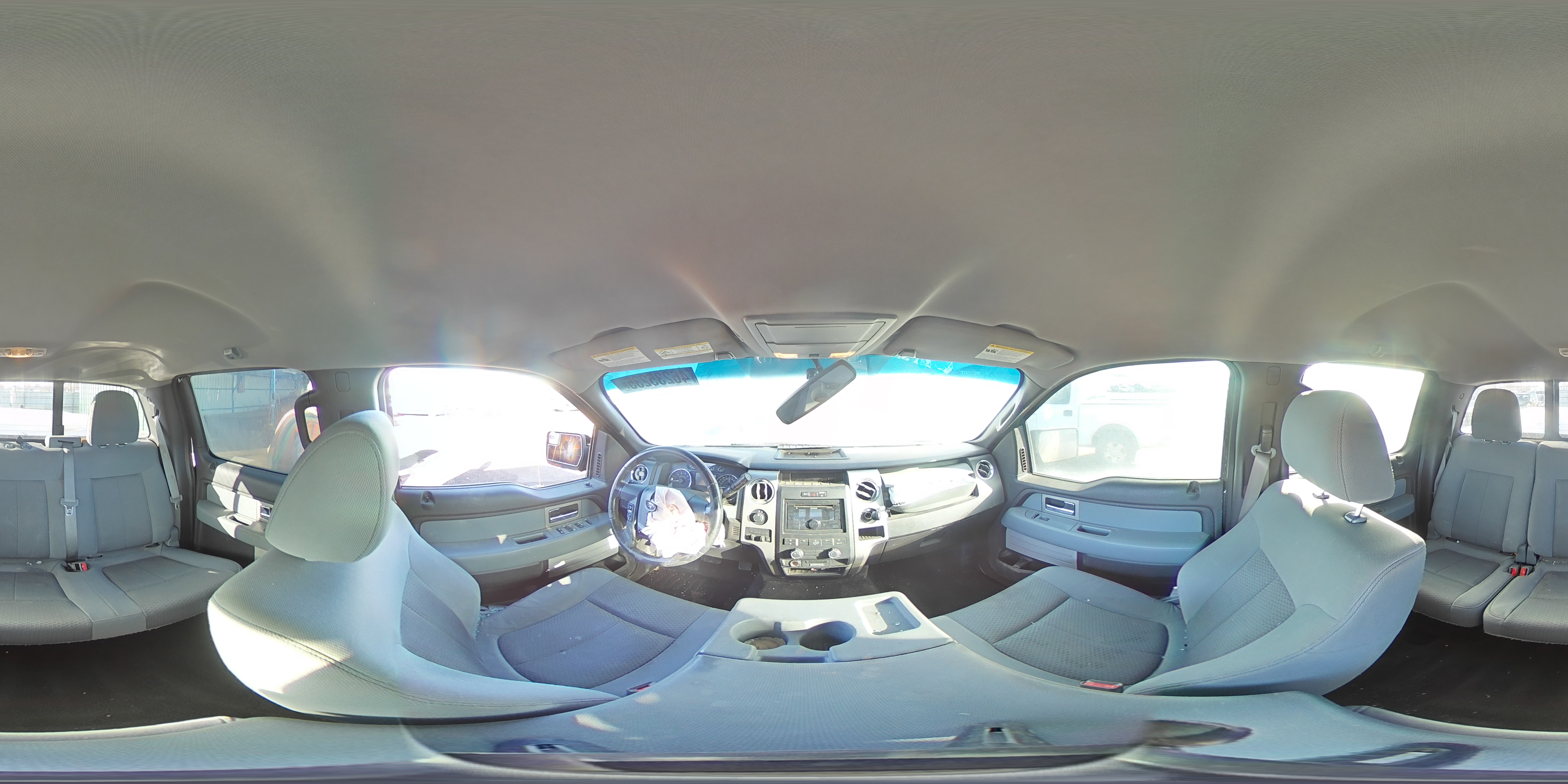 2011 Ford F-150 - Image 13