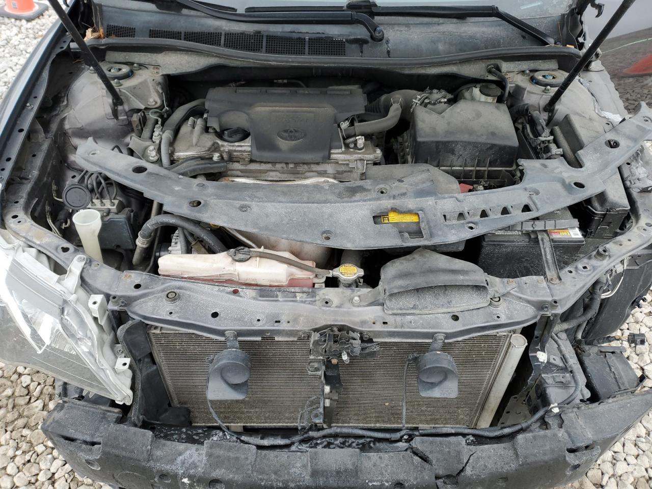 2014 Toyota Camry - Image 11
