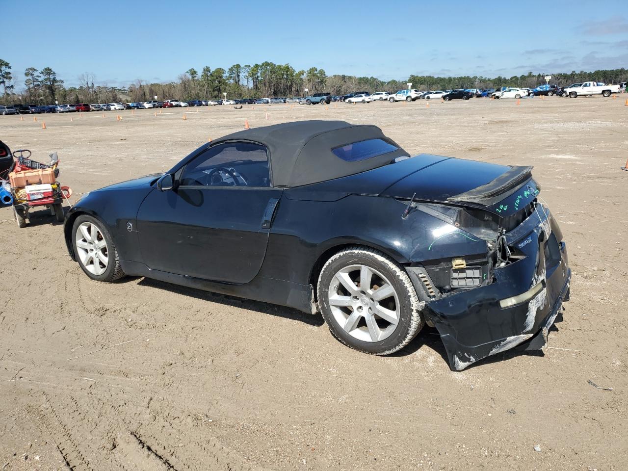 2005 Nissan 350Z - Image 2