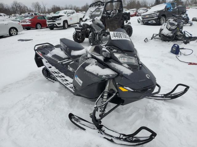 2021 Skidoo Snowmobile