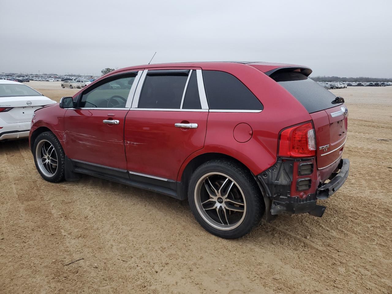 2012 Ford Edge - Image 2