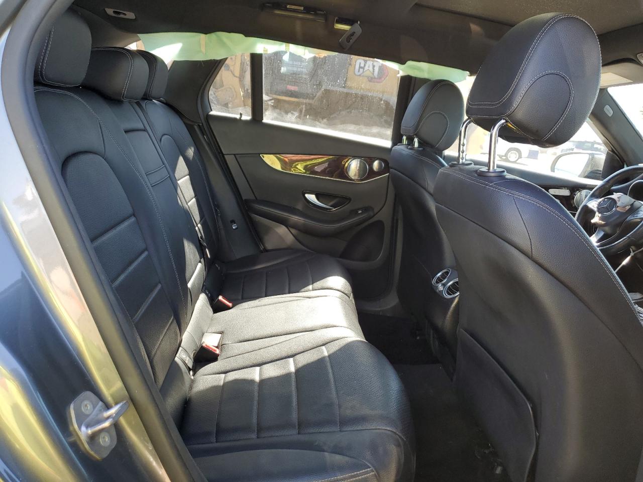 2017 Mercedes-Benz GLC - Image 12