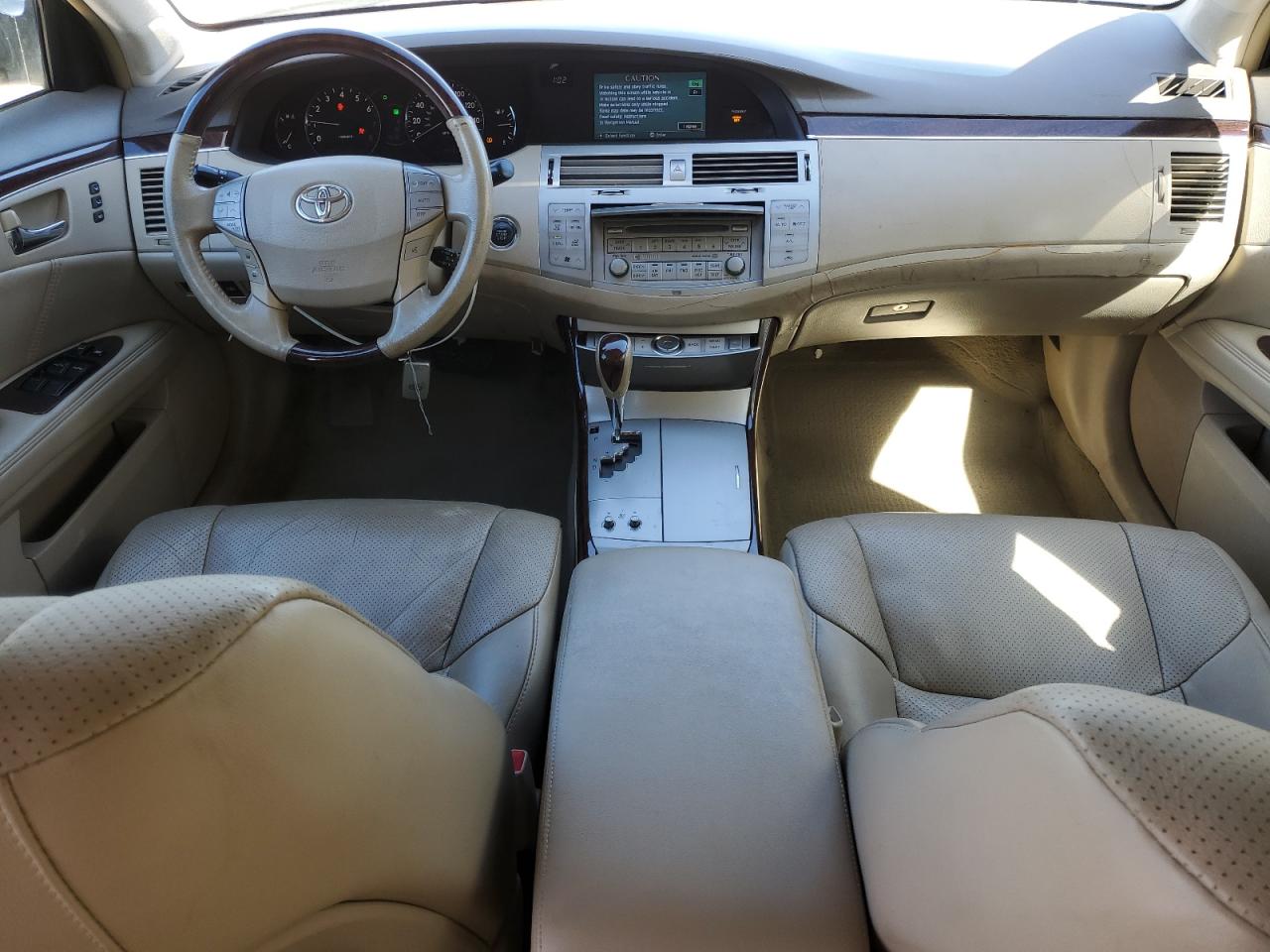 2008 Toyota Avalon - Image 8