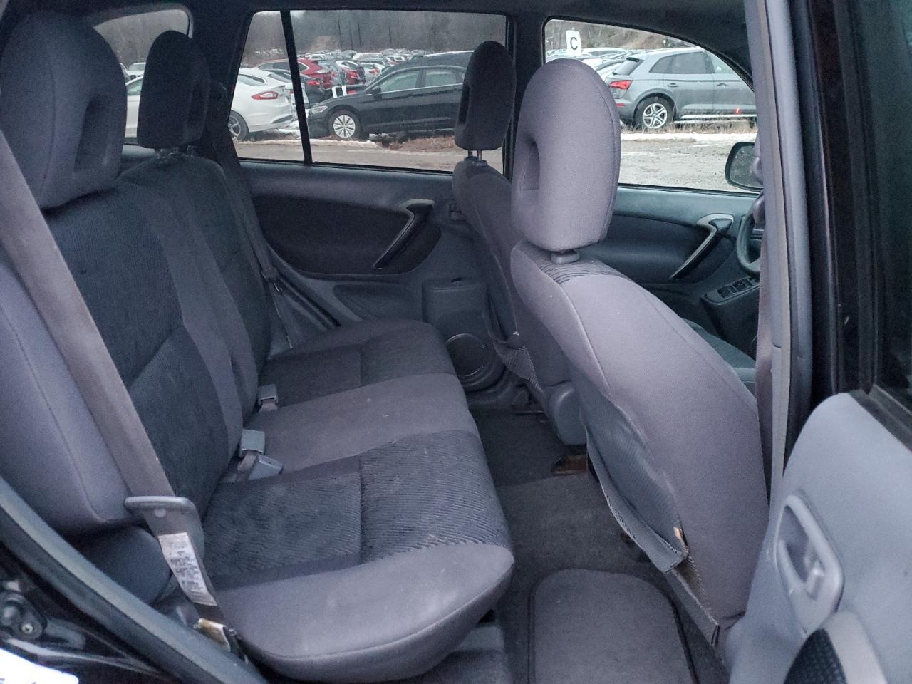 2001 Toyota RAV 4 - Image 10