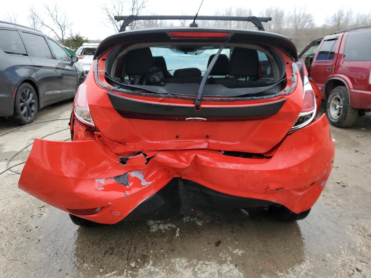 2014 Ford Fiesta - Image 6
