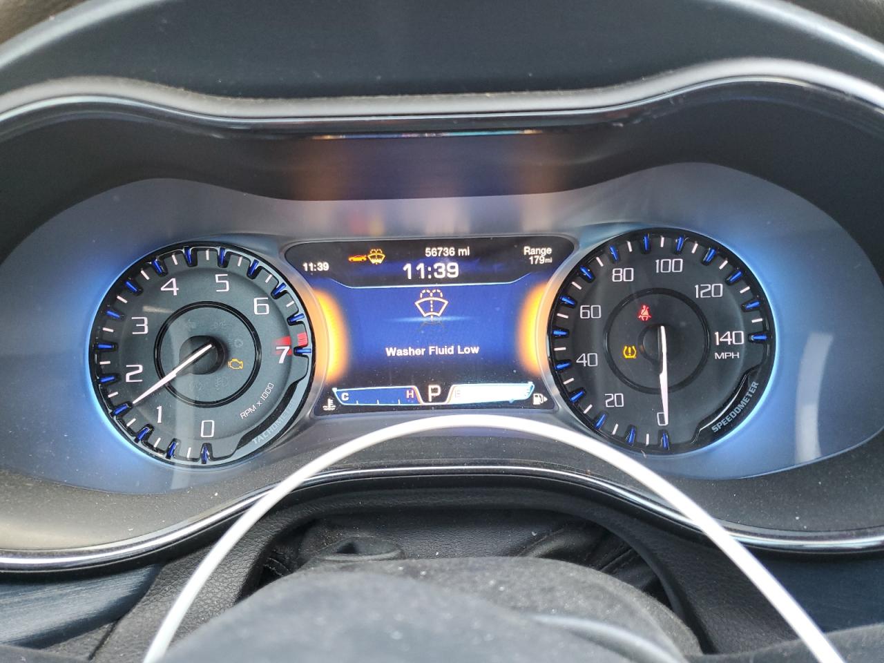 2015 Chrysler 200 - Image 9