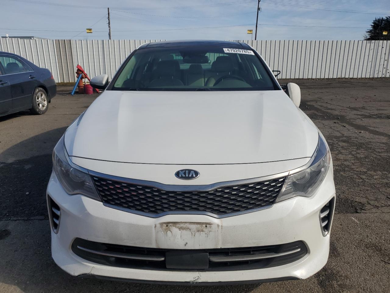 2017 Kia Optima - Image 5