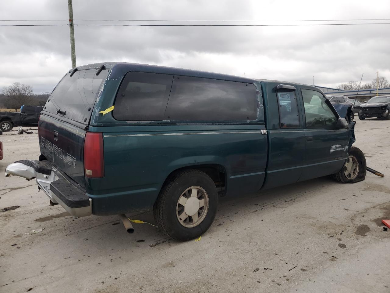 1997 Chevrolet GMT-400 - Image 3