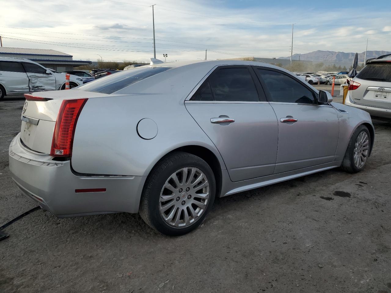 2010 Cadillac CTS - Image 3