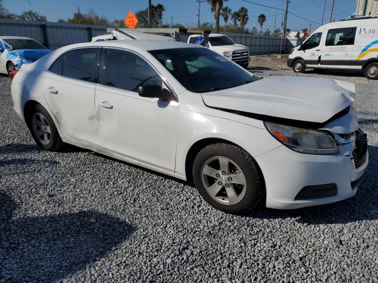 2016 Chevrolet Malibu - Image 4