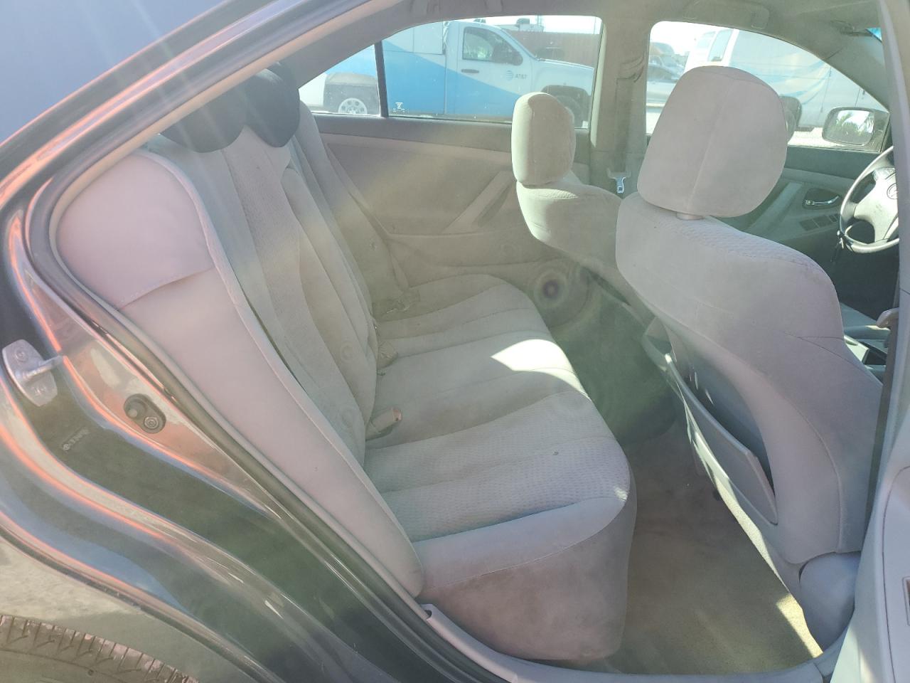 2010 Toyota Camry - Image 10