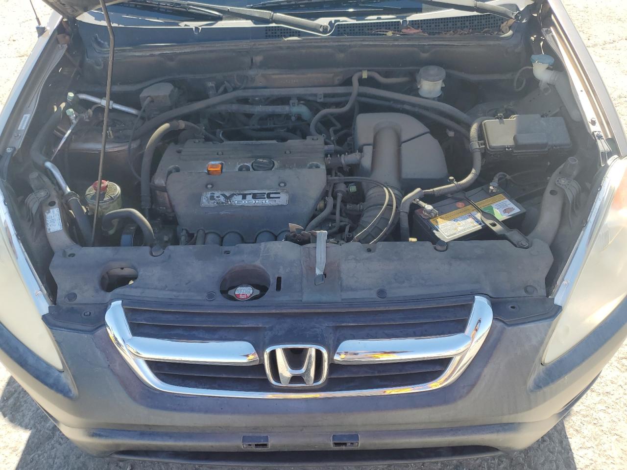 2004 Honda CR-V - Image 12