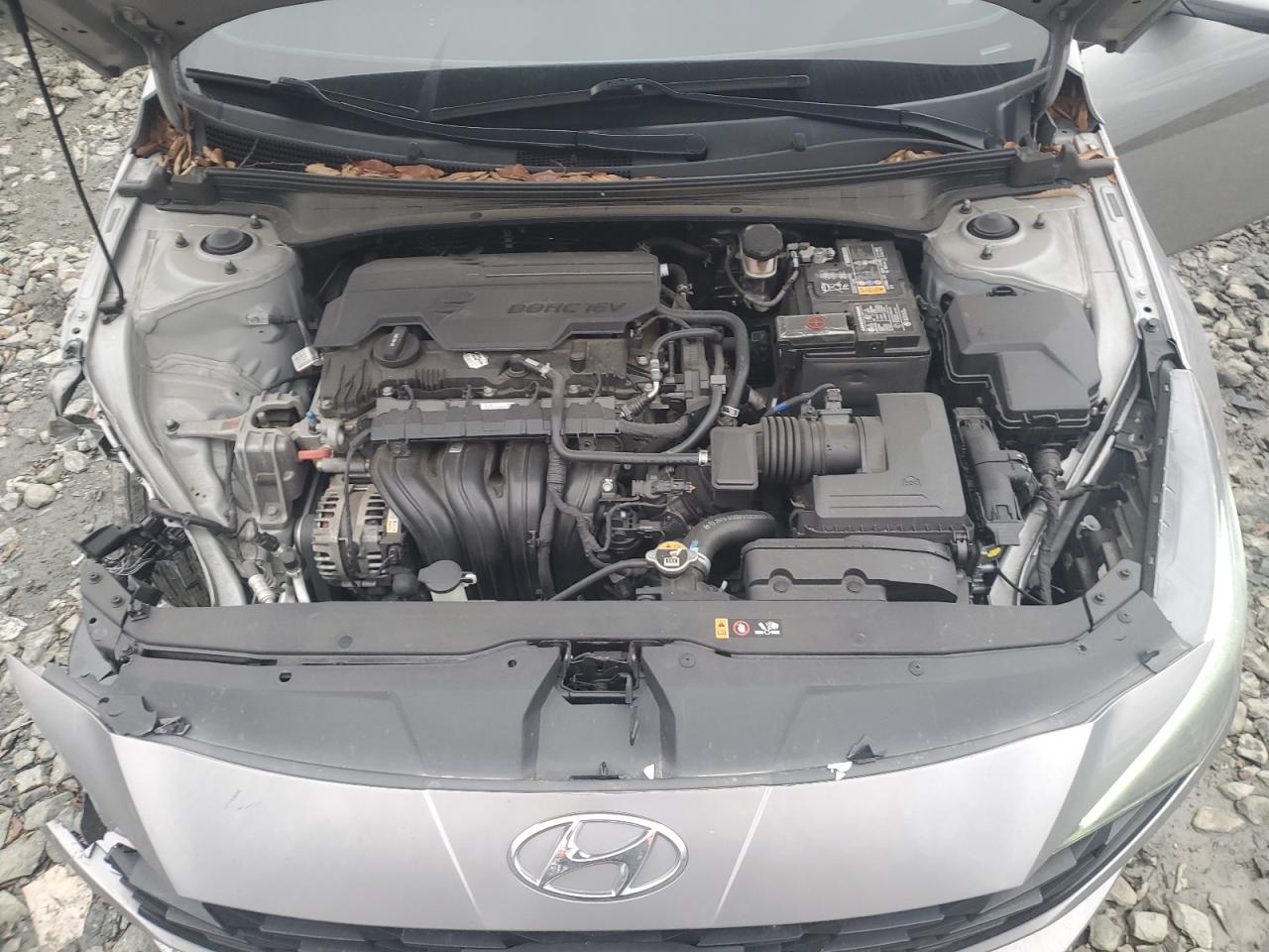 2021 Hyundai Elantra - Image 11
