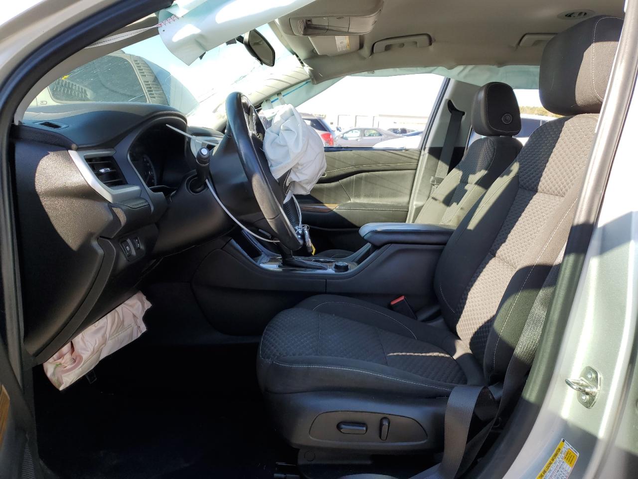 2019 GMC Acadia - Image 7