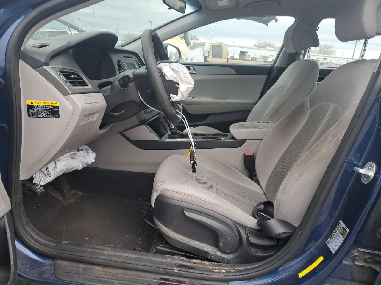2017 Hyundai Sonata - Image 7
