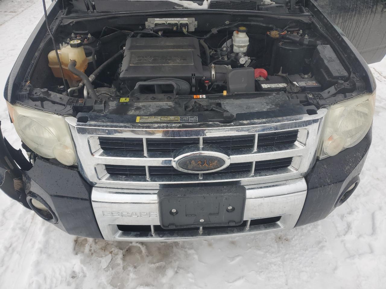 2010 Ford Escape - Image 12