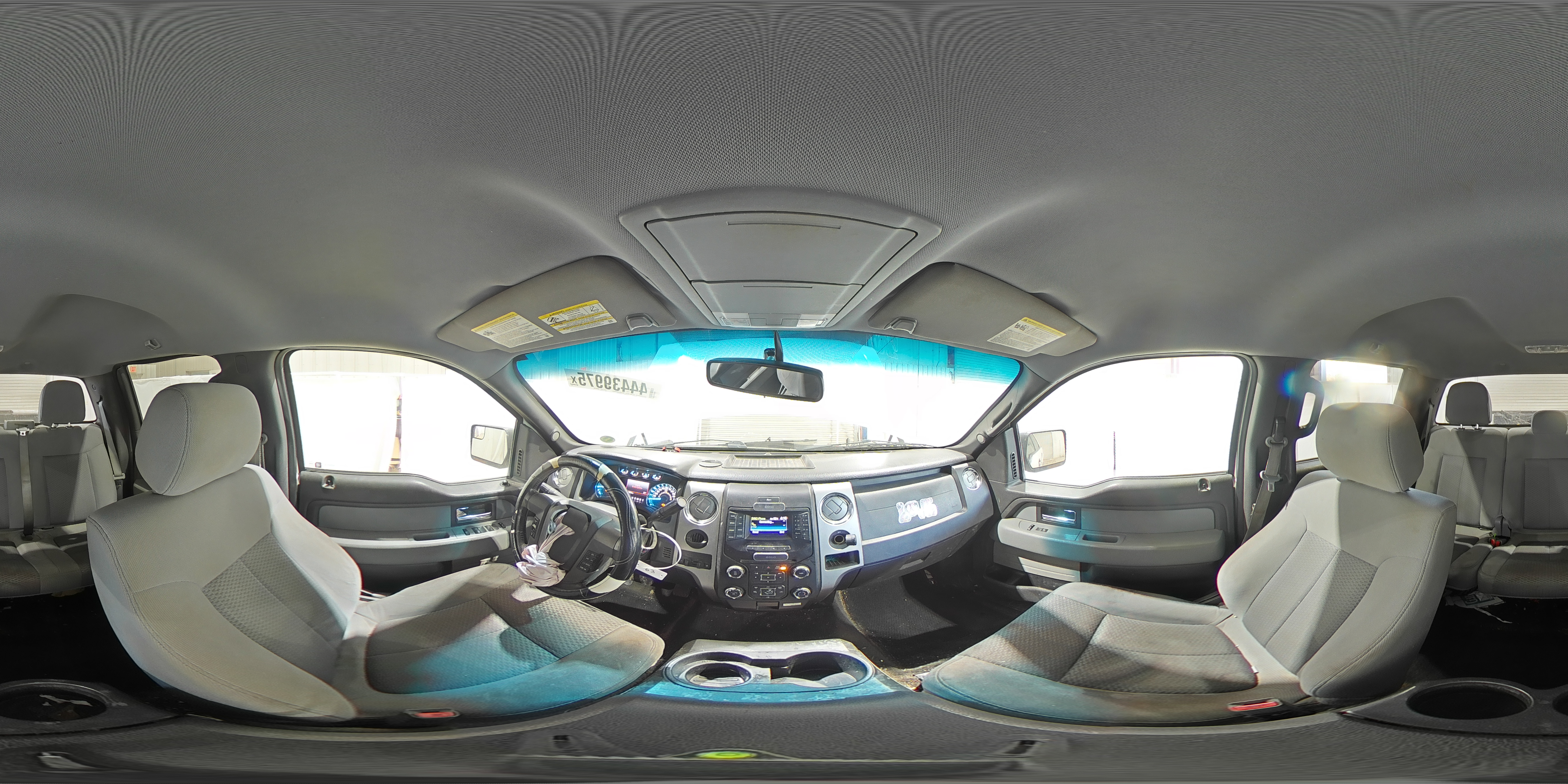 2013 Ford F-150 - Image 13
