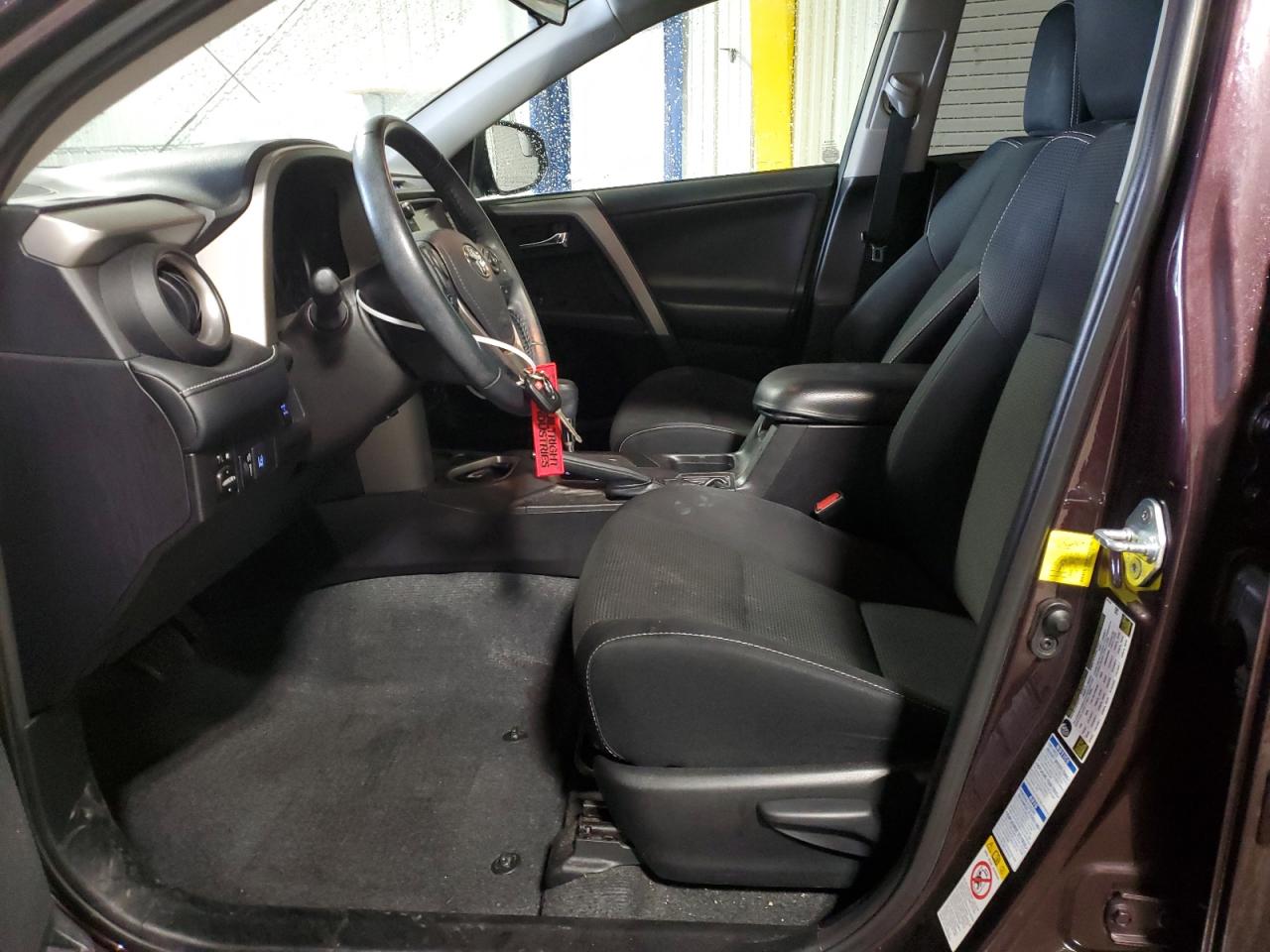 2017 Toyota RAV 4 - Image 7