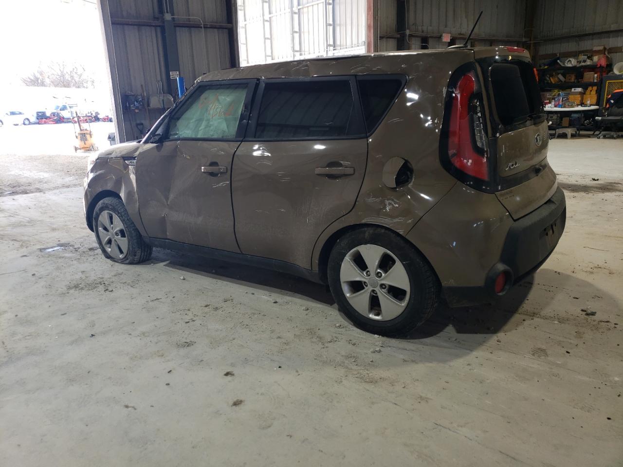 2016 Kia Soul - Image 2