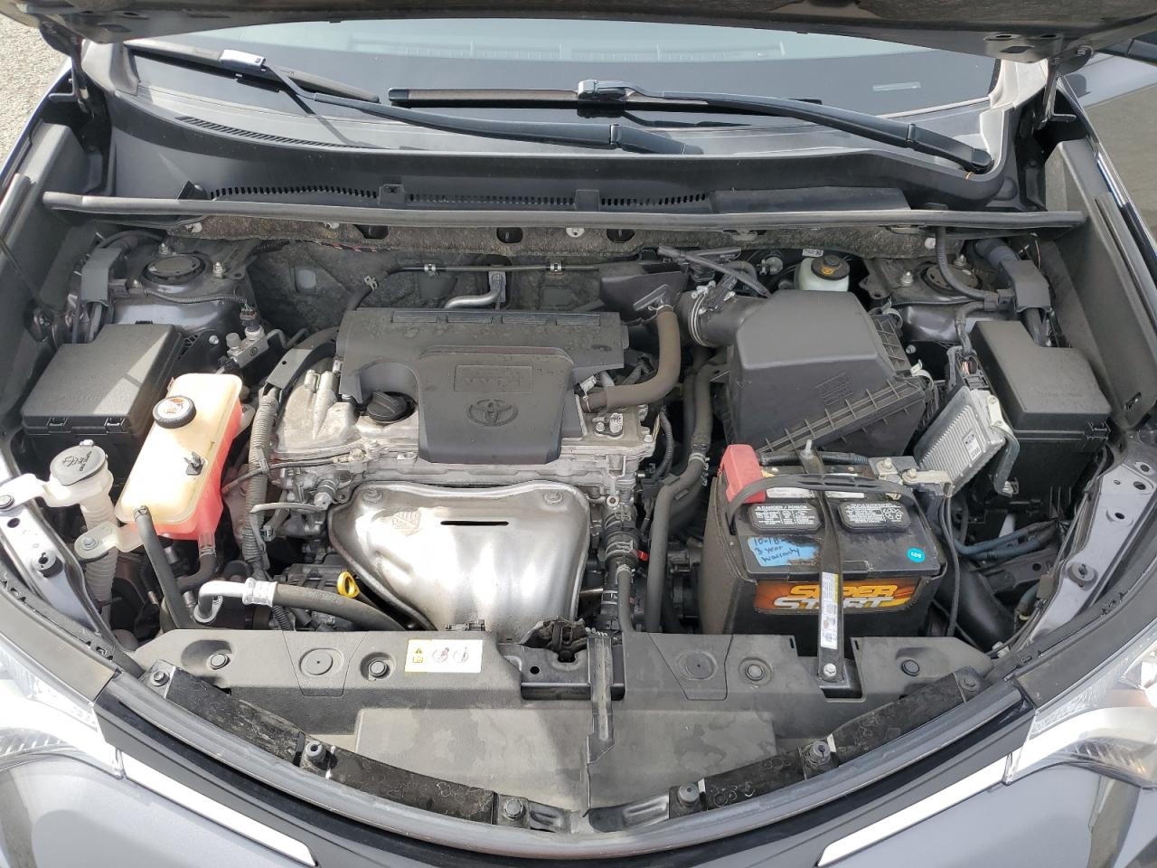 2018 Toyota RAV 4 - Image 13